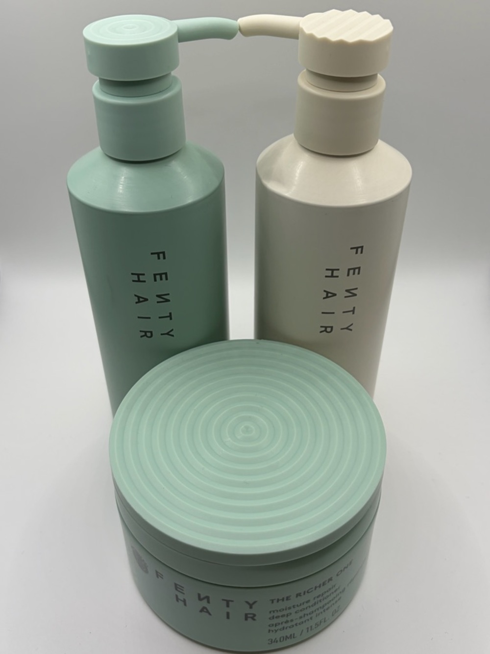 Fenty Beauty Hair The Rich One Moisture Repair Shampoo - Cream